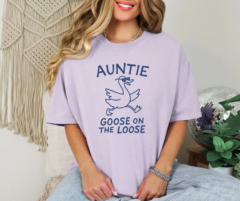 Auntie Goose on the Loose Shirt, Auntie Shirt, Aunt Shirt, Auntie Gift, Women's Shirt (1717)